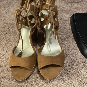 Guess wedge sandals